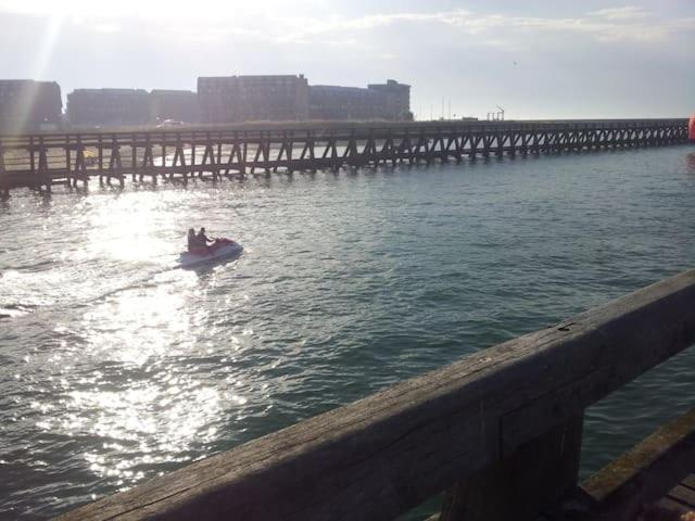 Un Chez Soi Bord De Mer ทรูวิลล์-ซูร์-แมร์ ภายนอก รูปภาพ